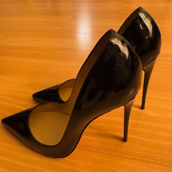 Perfect Valentines Day heels ! Christian Louboutin So Kates authentic RedBottoms - Picture 7 of 8